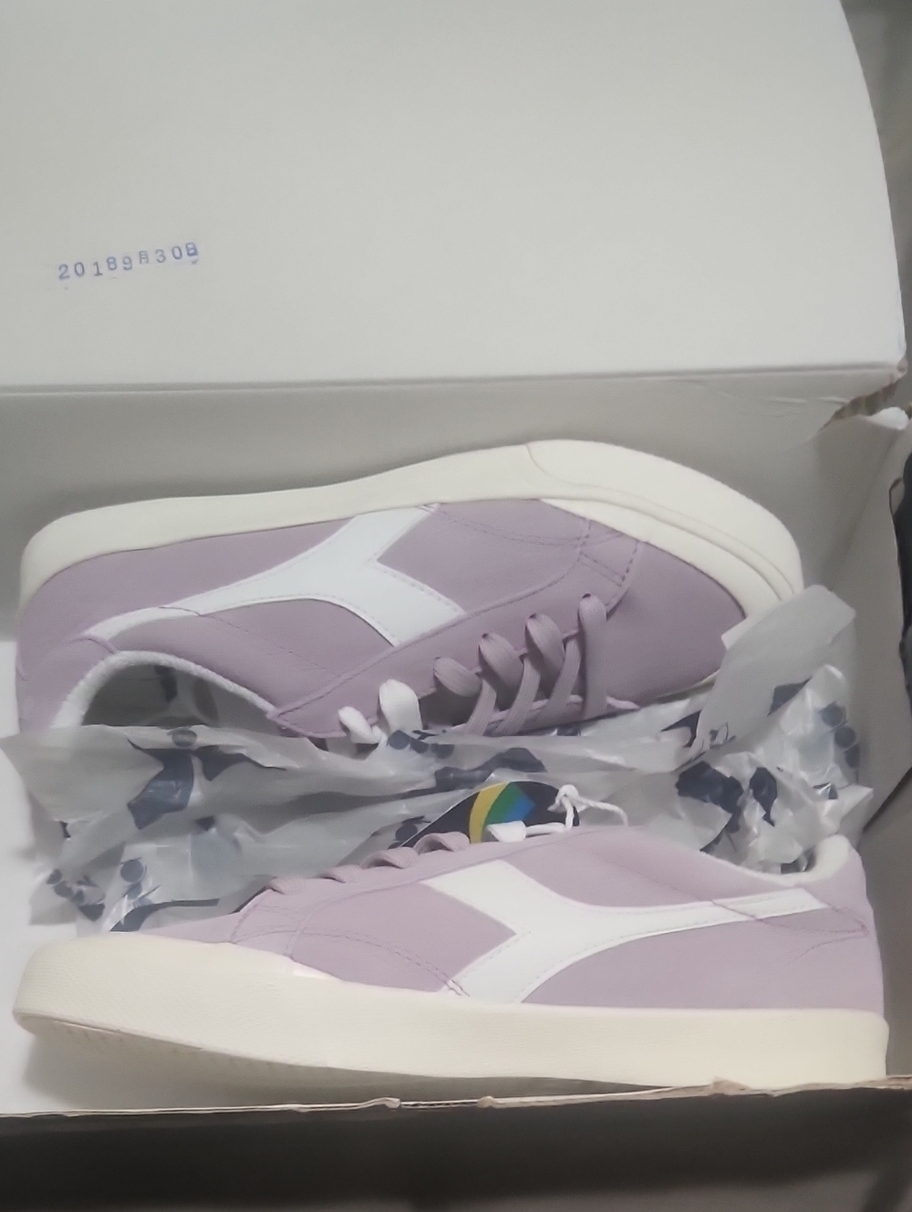 Diadora Women's Light Lavender Low-Top Sneakers with White Accents